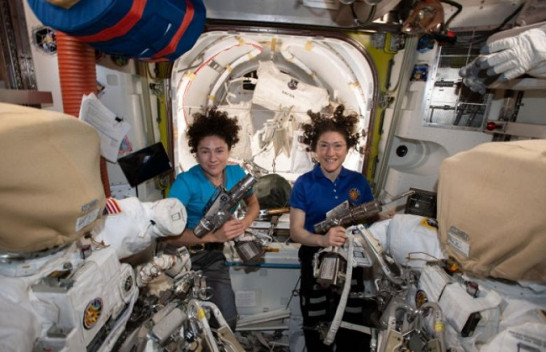 NASA shkruan historinë, për herë të parë dy gra në një udhëtim hapësinor