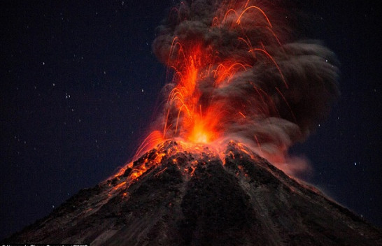 Meksikë, aktivizohet vullkani vdekjeprurës, 25 milionë njerëz në frikë [Foto]