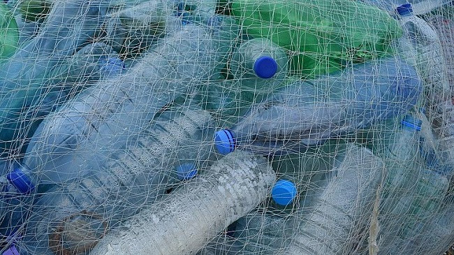 Shkencëtarët: Lumenjtë e Evropës janë të mbushur me mikroplastikë