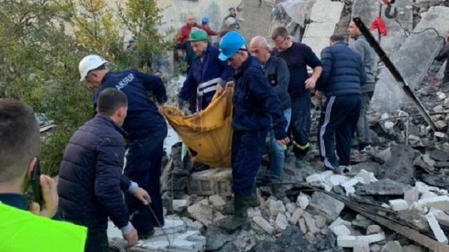 Shkon në 7 numri i të vdekurve nga tërmeti në Shqipëri