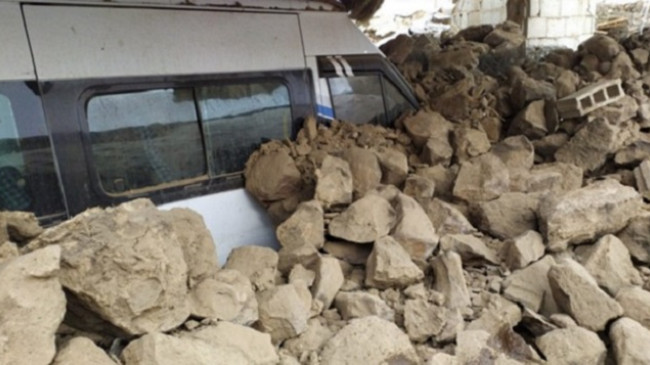 Tërmet 5.7 ballë në kufirin Turqi-Iran, 8 të vdekur dhe 5 të plagosur, mes tyre edhe fëmijë