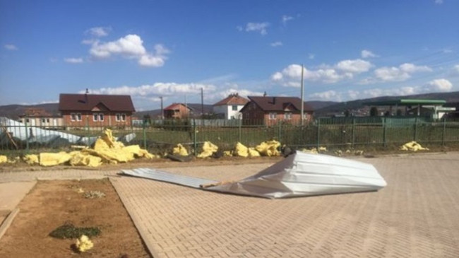 Njohësi i emergjencave apelon për kujdes ndaj erërave të forta që kanë përfshirë Kosovën