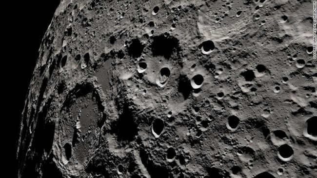 Hëna nga këndvështrimi i astronautëve të Apollo 13