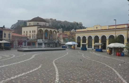 Koronavirusi: Pamjet me dron tregojnë jetën e mbyllur në Athinë