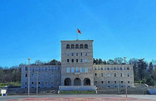 Kthehet moti pranveror në Shqipëri – nga java e ardhshme ngritje të temperaturave