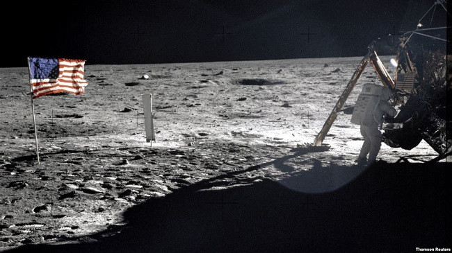 51 vite më parë Neil Armstrong shkeli në Hënë!
