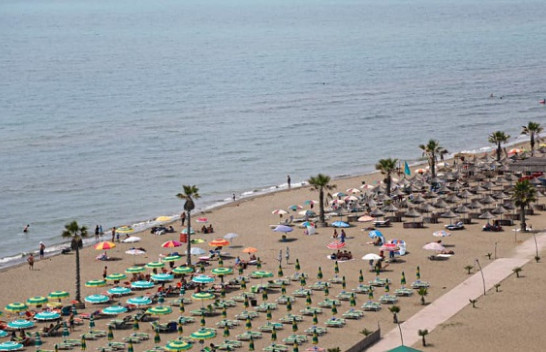 Bie numri i turistëve që vizitojnë Shqipërinë