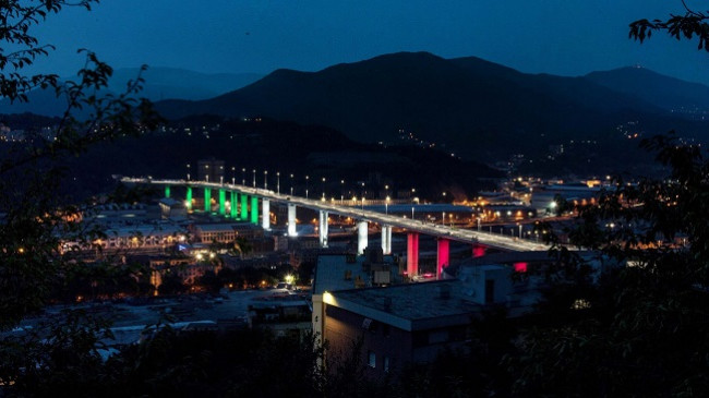 Përurohet ura e re në Gjenova