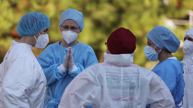 Raporti i 24 orëve të fundit: 153 raste të reja dhe 130 të shëruar nga koronavirusi në Shqipëri