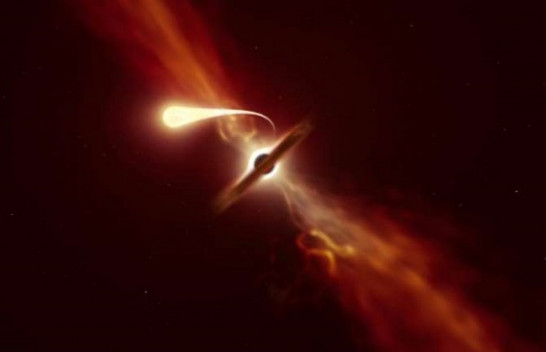 Teleskopët kapin një yll që gllabërohet nga një vrimë e zezë