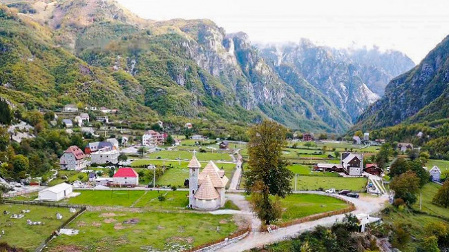 Alpet shqiptare të vizituara gjatë gjithë vitit