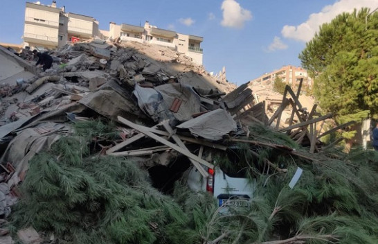 Të paktën gjashtë jetë të humbura dhe 202 të plagosur nga tërmeti në Izmir