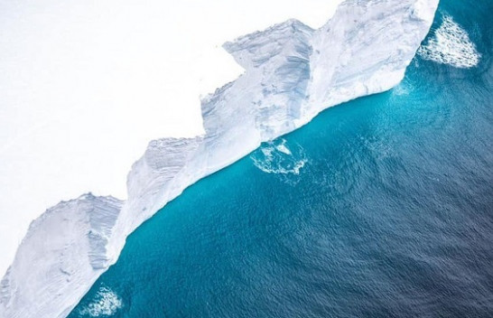 Fotografohet ajsbergu më i madh në botë