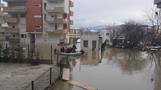 Çfarë duhet të kemi parasysh për të parandaluar dëmet në rast përmbytjesh