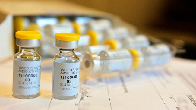 Vaksina me një dozë e kompanisë Johnson & Johnson merr mbështetjen e ekspertëve