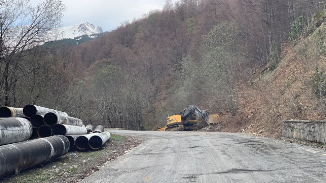 Gjykata pezullon ekzekutimin e lejes për hidrocentralin ‘Brezovica’