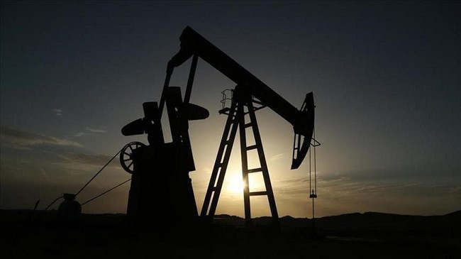 IEA: Kërkesa globale e naftës do të rritet 6 për qind në vitin 2021