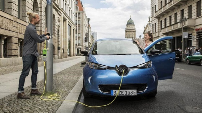 Veturat elektrike do të kushtojnë më lirë se të tjerat deri në vitin 2027