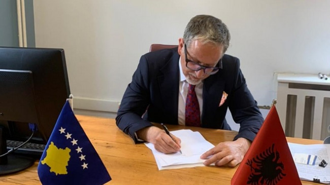 Lajmi i fundit: Kosova siguron 1 milion e 200 mijë vaksina në marrëveshjen me Pfizer!