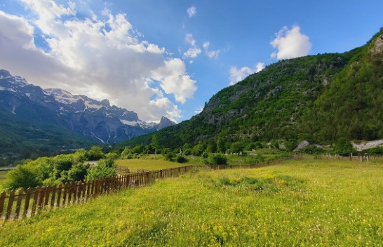 Theth, nisin përgatitjet për sezonin turistik veror