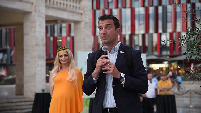 Tirana çel sezonin turistik, Veliaj: Turizmi shqip, një mundësi fantastike për t’i kaluar pushimet në Shqipëri