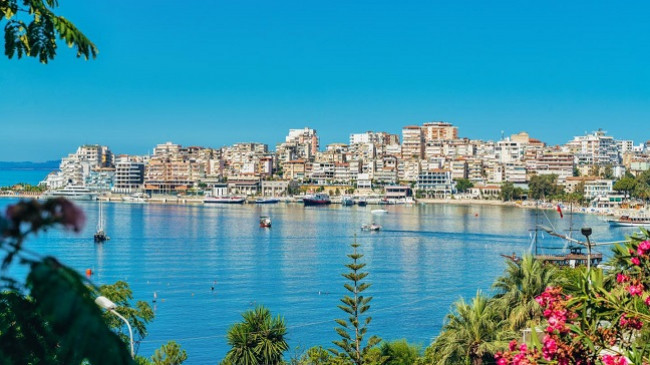 Keni bërë plane për plazh? Hidhni një sy parashikimit të motit në Shqipëri