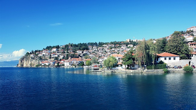 Liqeni i Ohrit mbeti në listën e UNESCO-s, nën monitorim të rreptë