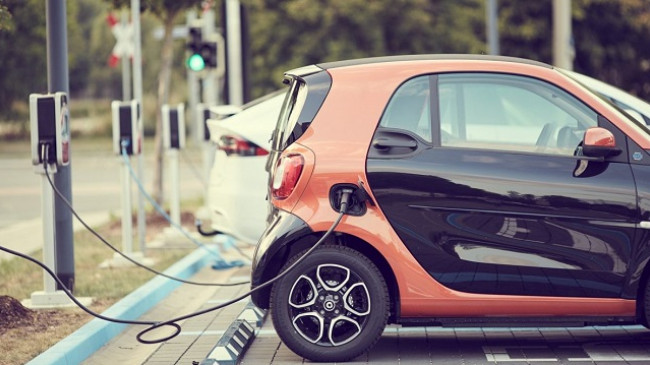 Holanda ka numrin më të madh të stacioneve mbushëse për vetura elektrike në Europë