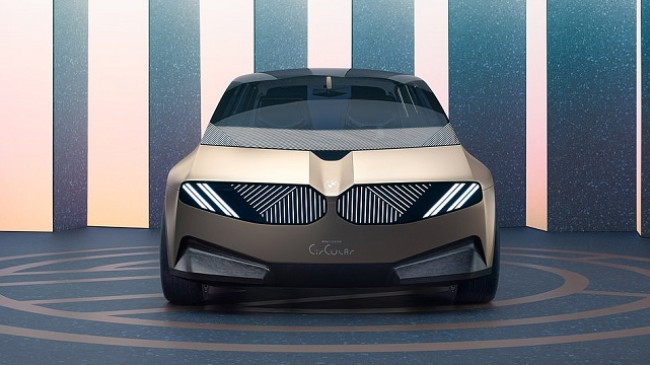 BMW prezanton veturën e së ardhmes, luksoze, zero emetim dhe tërësisht e riciklueshme
