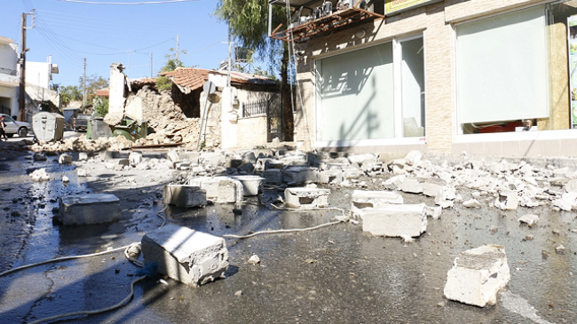 Pamje të frikshme nga tërmeti në Kretë, një i vdekur dhe dëme materiale [Foto]