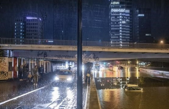 Stuhi shiu në Slloveni, përmbyten shumë rrugë dhe objekte