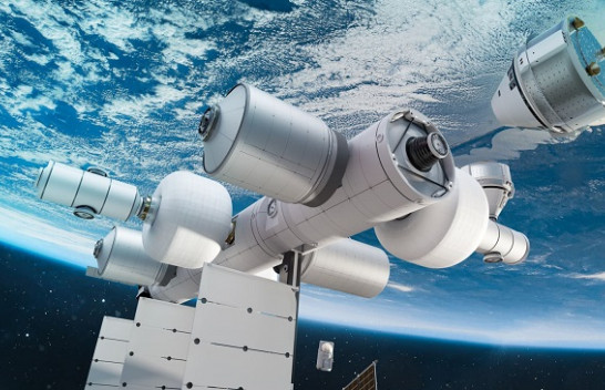 Jeff Bezos planifikon të ndërton një stacion hapësinor privat