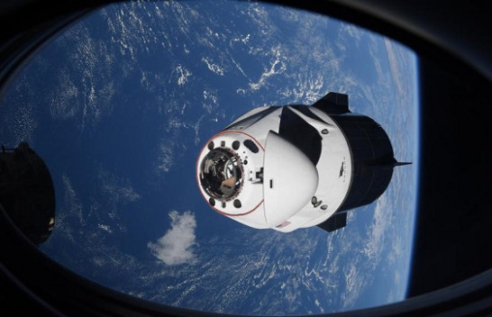 Space X ka problem me tualetet në kapsula para nisjes për në hapësirë