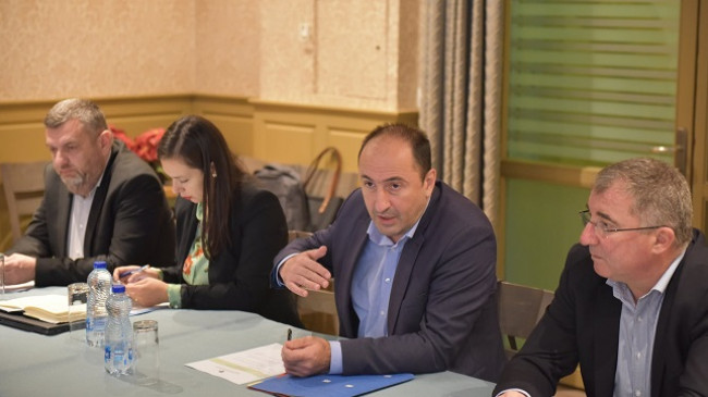 Rekomandohet largimi i TVSH-së, doganës dhe akcizës për veturat elektrike