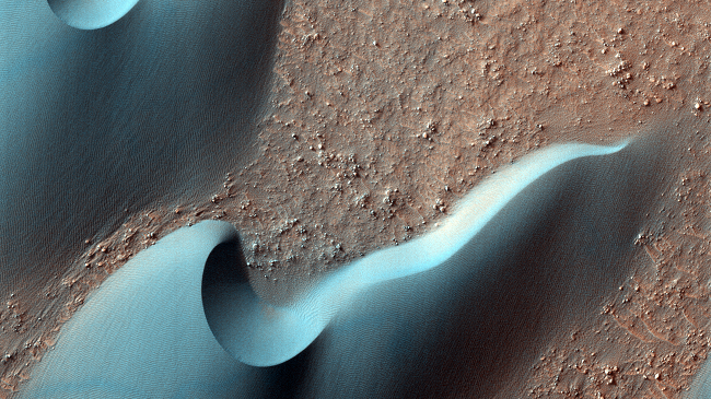 Ikni përkohësisht nga Toka! NASA publikon 2540 fotografi të mrekullueshme të Marsit
