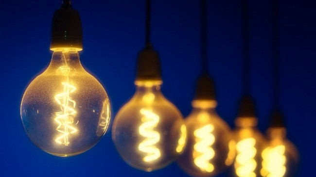 Ministria e Ekonomisë zoton 75 milionë euro për sunvencionimin e energjisë për qytetarët dhe bizneset