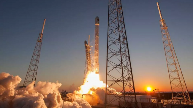 Raketa SpaceX e Elon Musk do të përplaset në Hënë