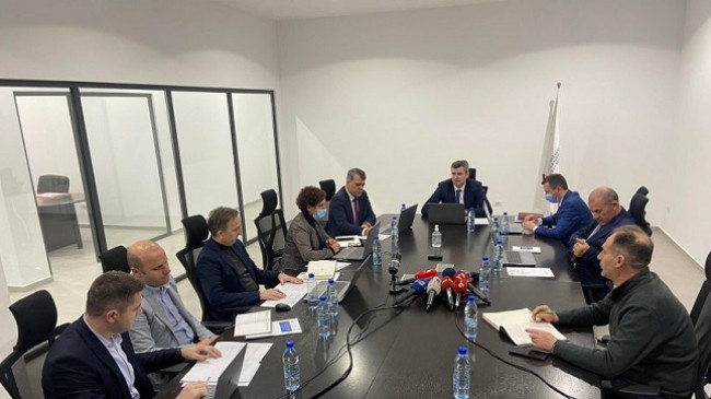Rritet çmimi energjisë elektrike për ata që tejkalojnë 800 kilovat