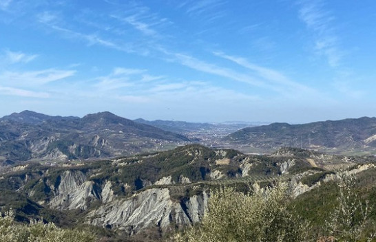 Diell dhe rritje temperaturash në Shqipëri