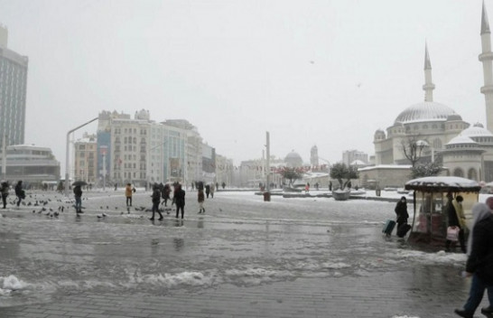 Ndryshimet klimatike: Turqia, Greqia dhe Qiproja u mbuluan me borë