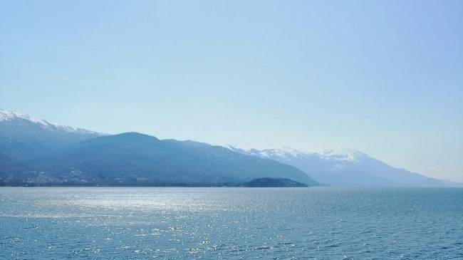 Sot dhe fundjavë mot me diell në Maqedoni