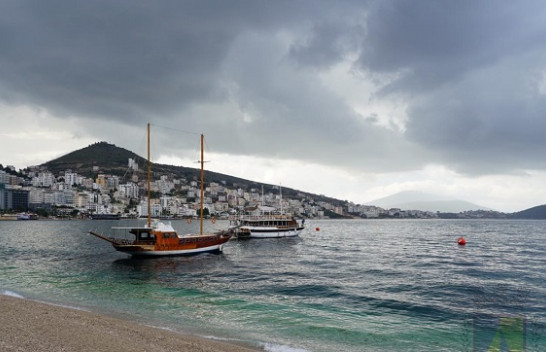 Vranësira, shi, shtrëngata në Shqipëri