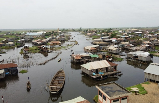 'Venecia afrikane': Fshati i ndërtuar mbi ujë, atraksion i njohur turistik në Benin