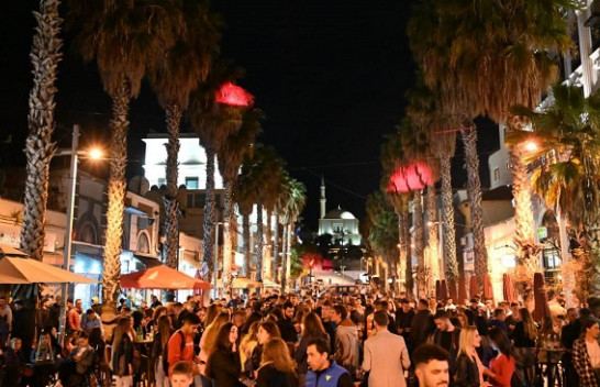 Hapet sezoni turistikë në Durrës