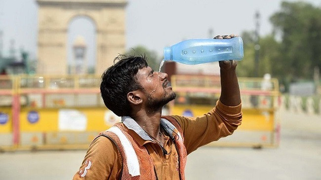 Valë e të nxehtit godet Indinë: 49 gradë Celsius në New Delhi