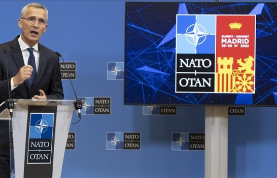 Stoltenberg: NATO do të reduktojë emetimet me 45% deri në vitin 2030
