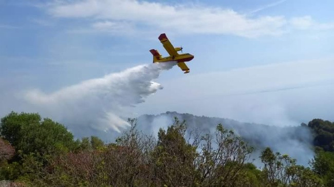 Mali i Çikës 5 ditë në flakë, avionët grek përmirësojnë situatën