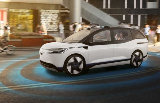 Revolucion automobilistik, prezantohet makina e parë pa timon