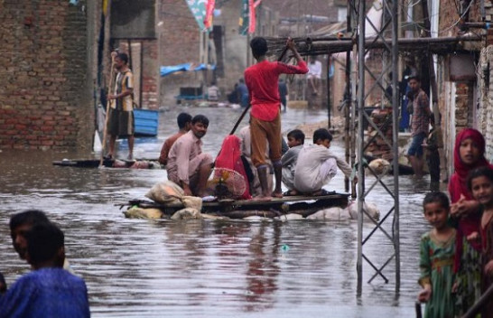 Pakistani shpall emergjencë kombëtare për shkak të përmbytjeve