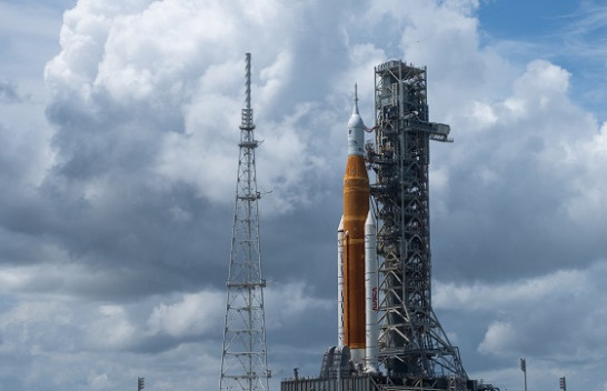 NASA do ta provojë sërish të shtunën të nis raketën drejt Hënës